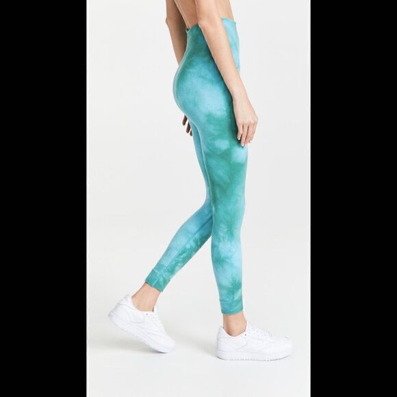 Brand NewSweaty Betty Mindful Seamless 7/8 Yoga Leggings size Medium - Picture 2 of 3